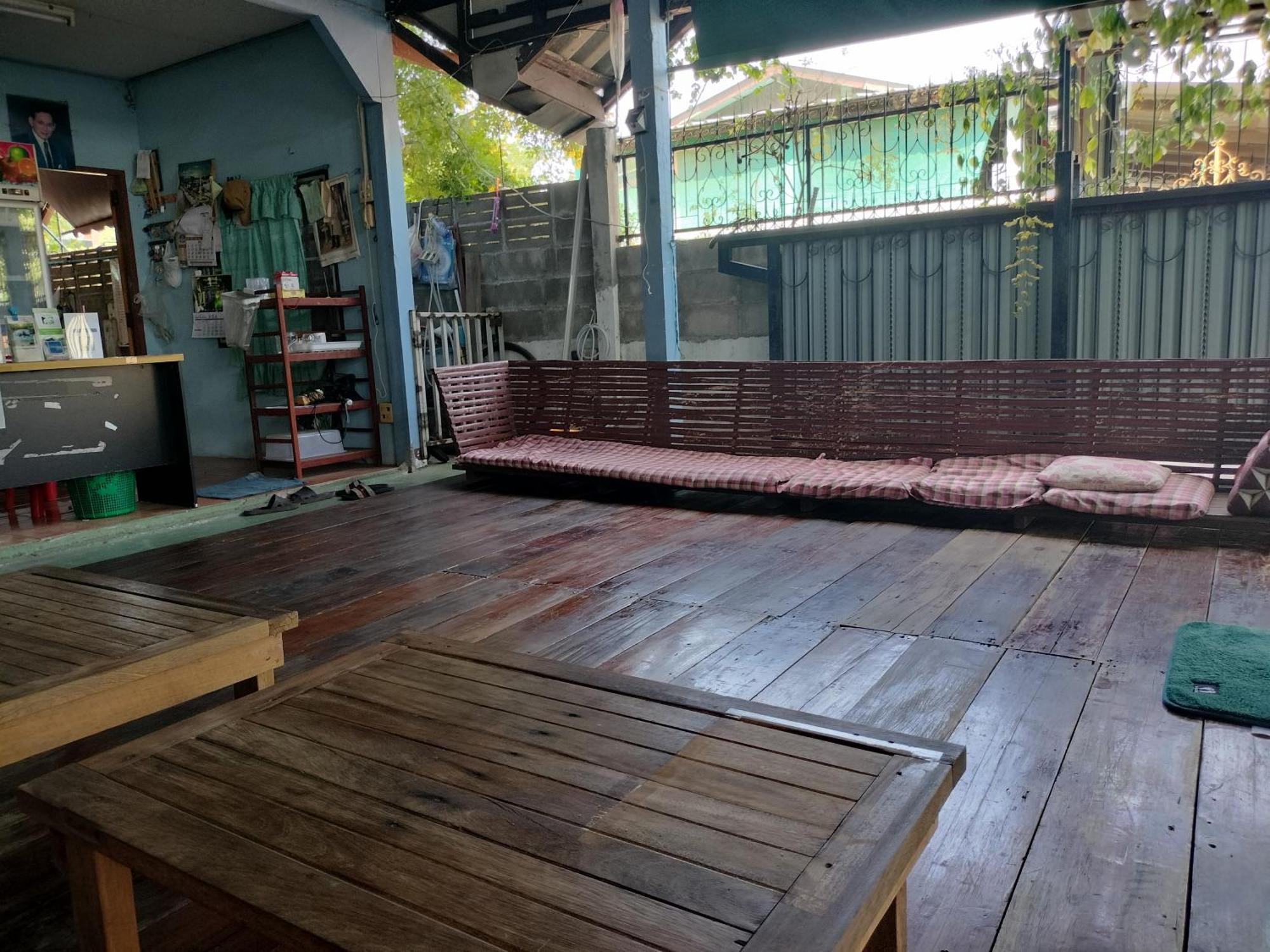 Canaan Guesthouse Kanchanaburi Exterior foto